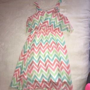 Junior sleeveless dress
